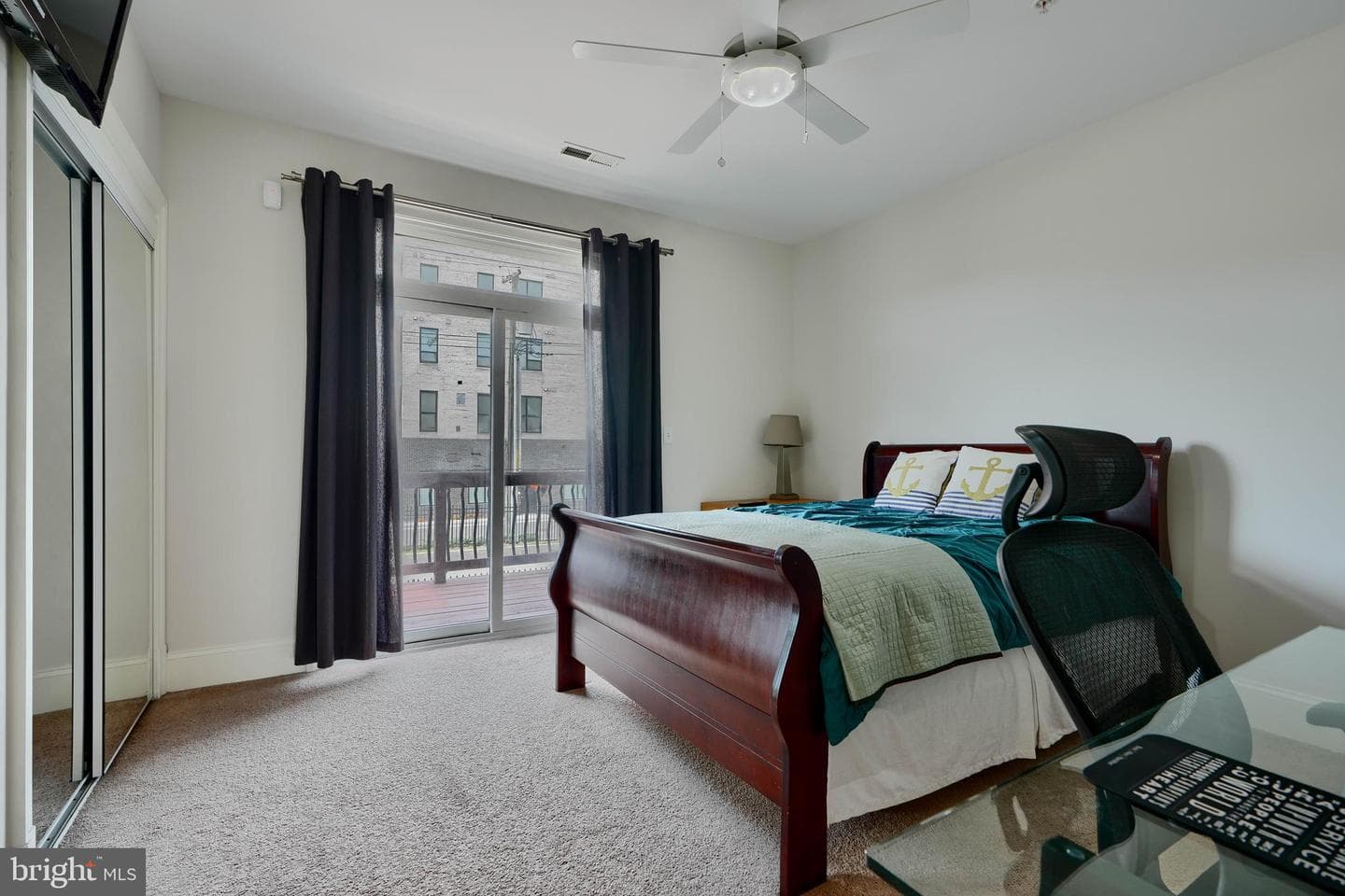 408 Grundy Street photo 25