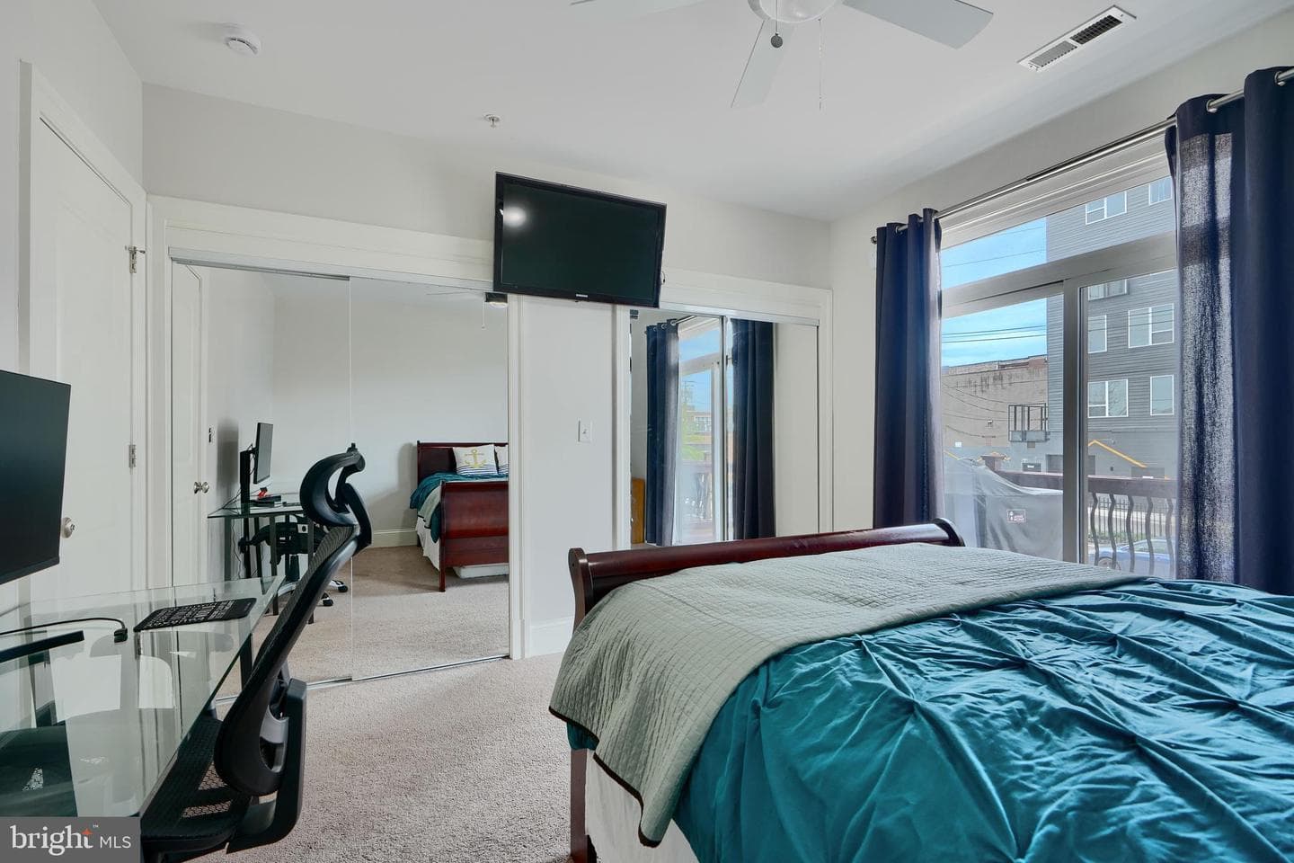 408 Grundy Street photo 27