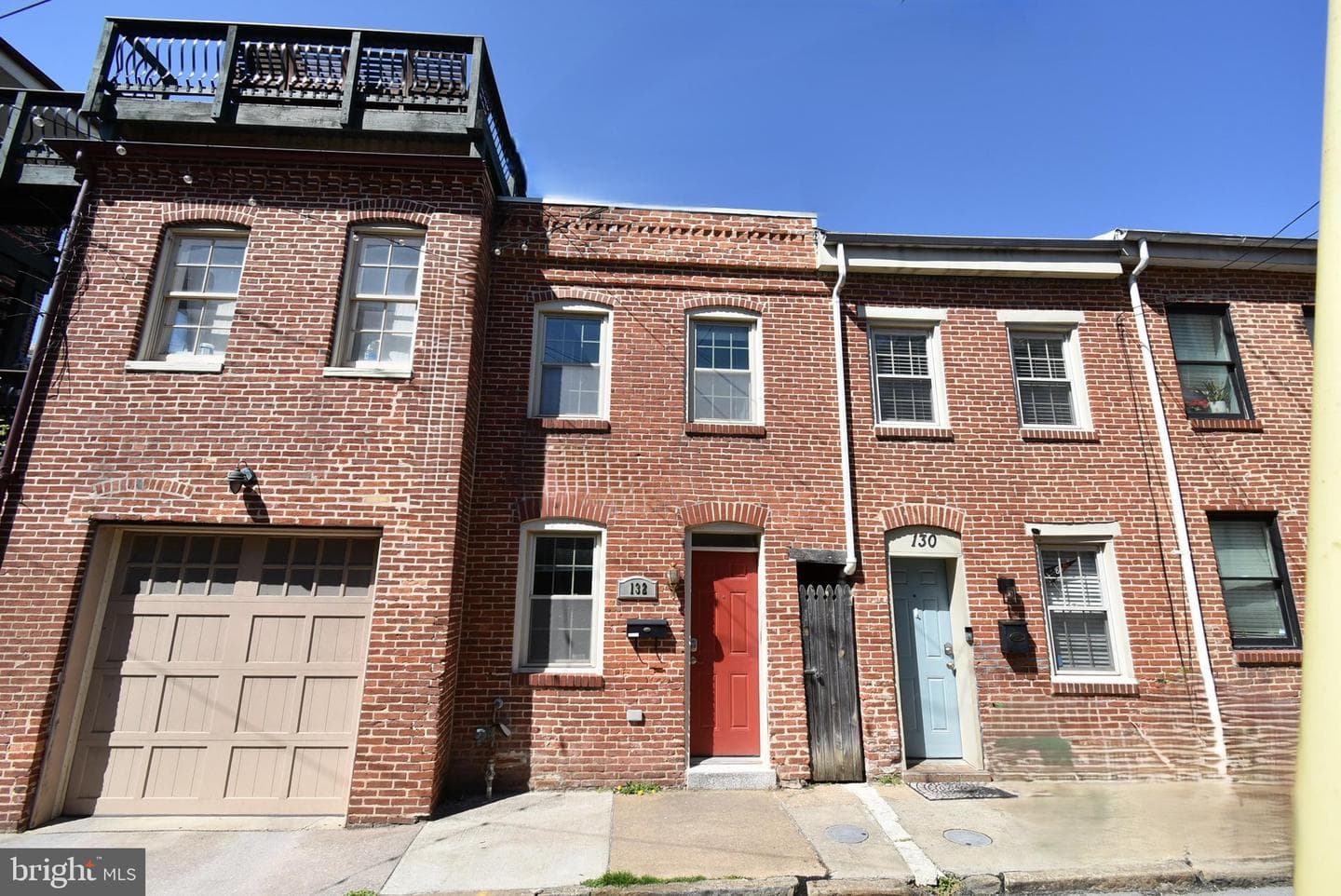 132 S Chapel Street photo 3