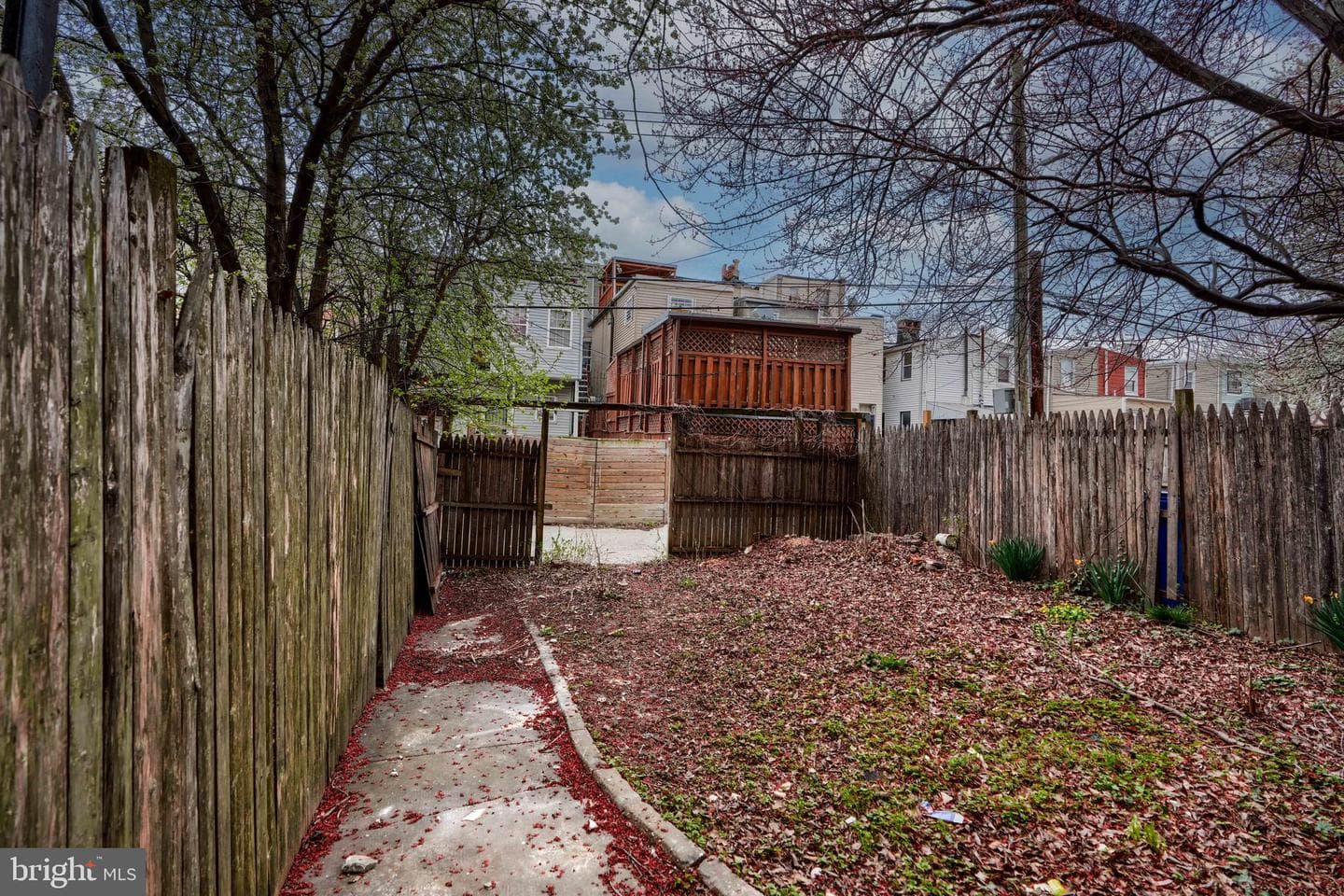 2530 Madison Avenue photo 19