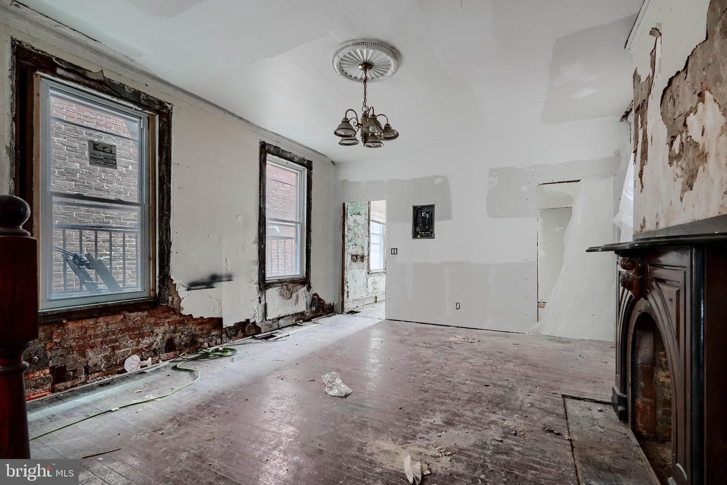 2530 Madison Avenue photo 23