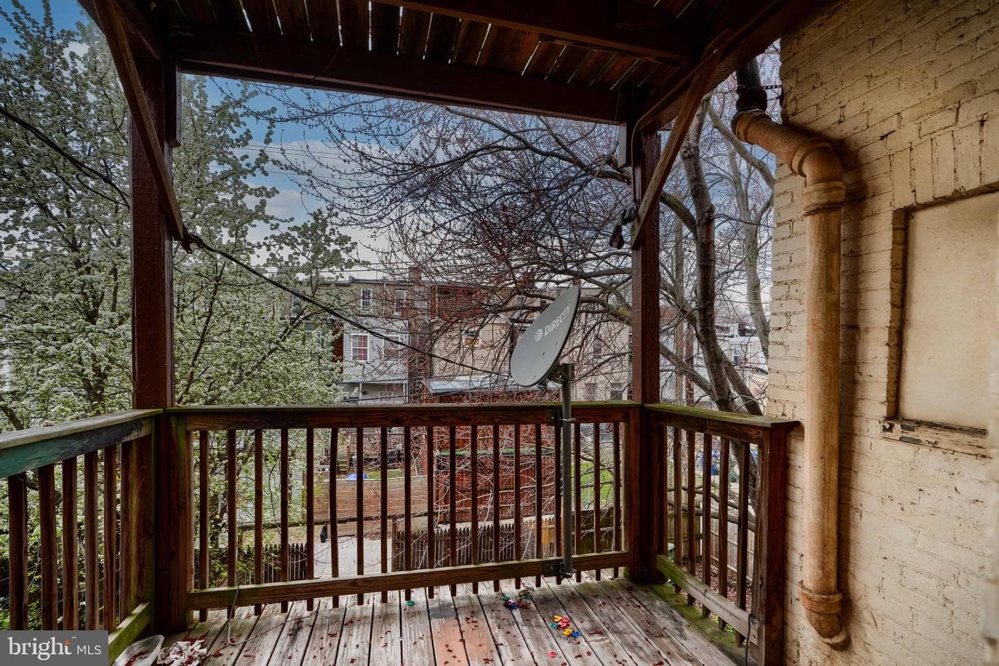 2530 Madison Avenue photo 28