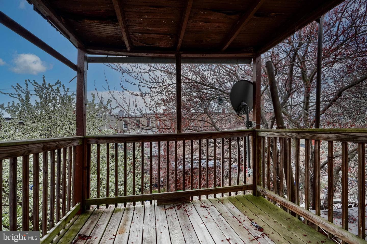 2530 Madison Avenue photo 38