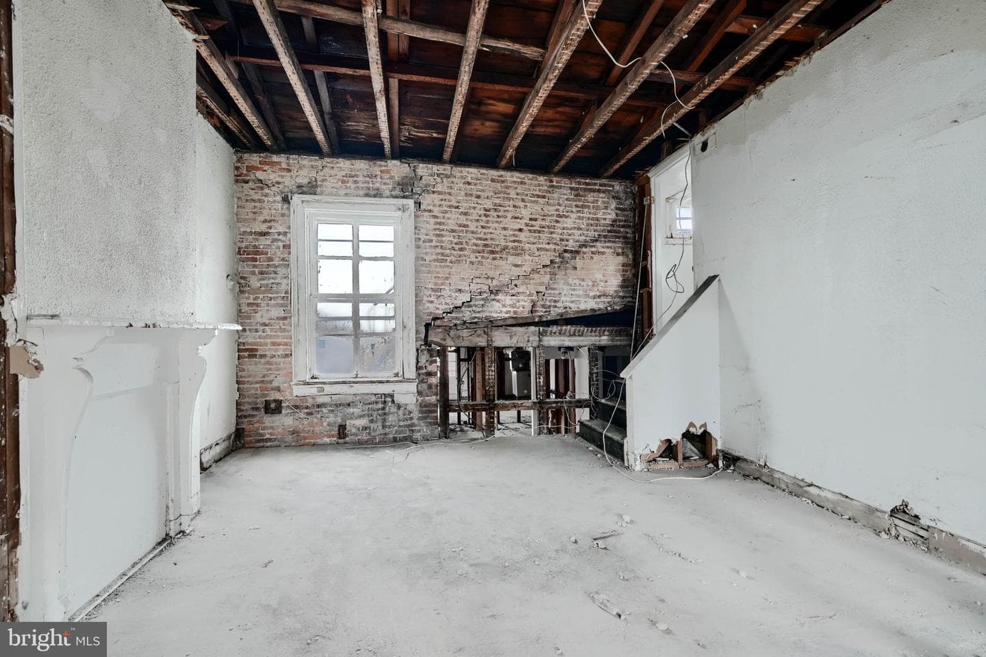 2530 Madison Avenue photo 42