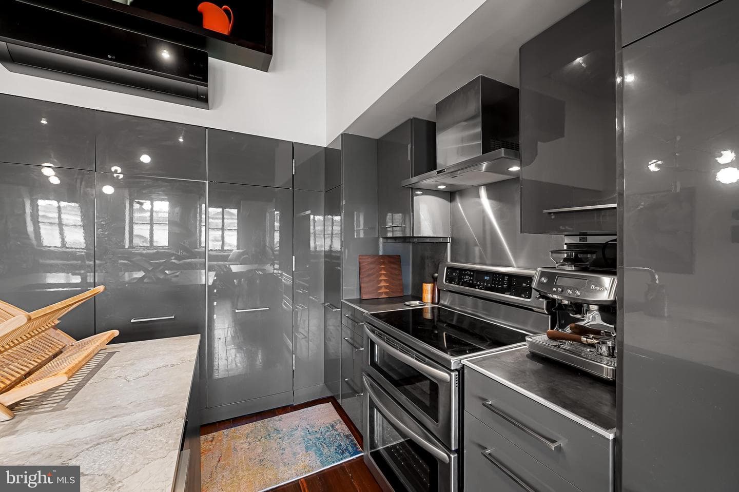 12 E Mount Vernon Place #10 photo 9