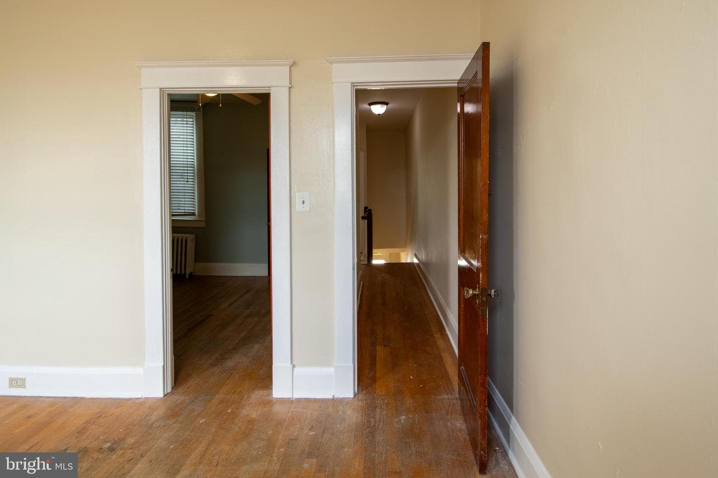1323 W 41st Street photo 17