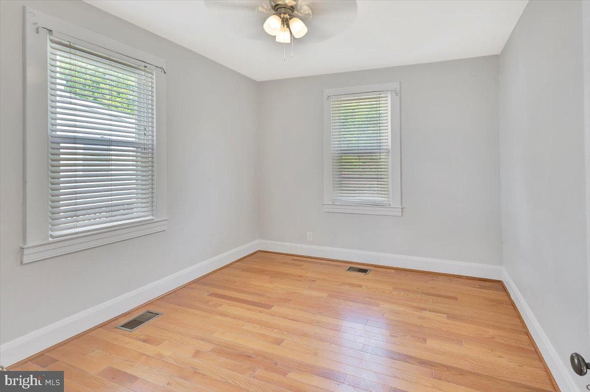 3404 Chesley Avenue photo 11