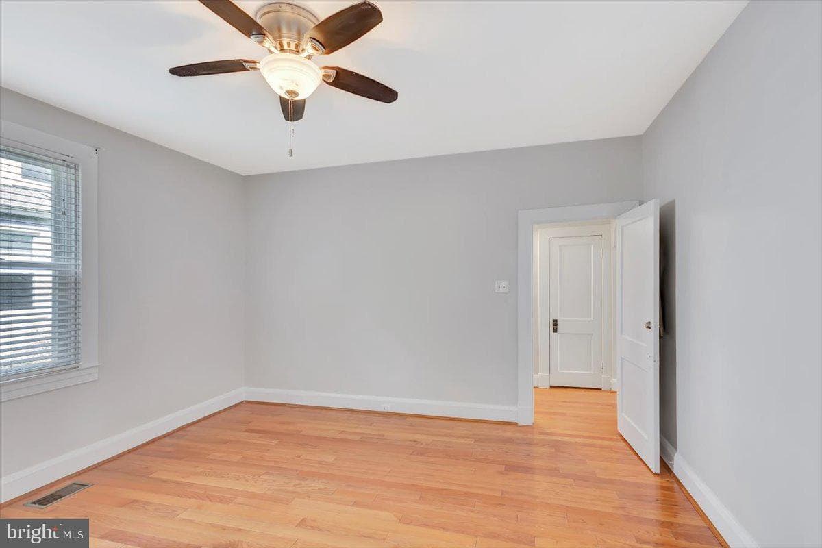 3404 Chesley Avenue photo 12