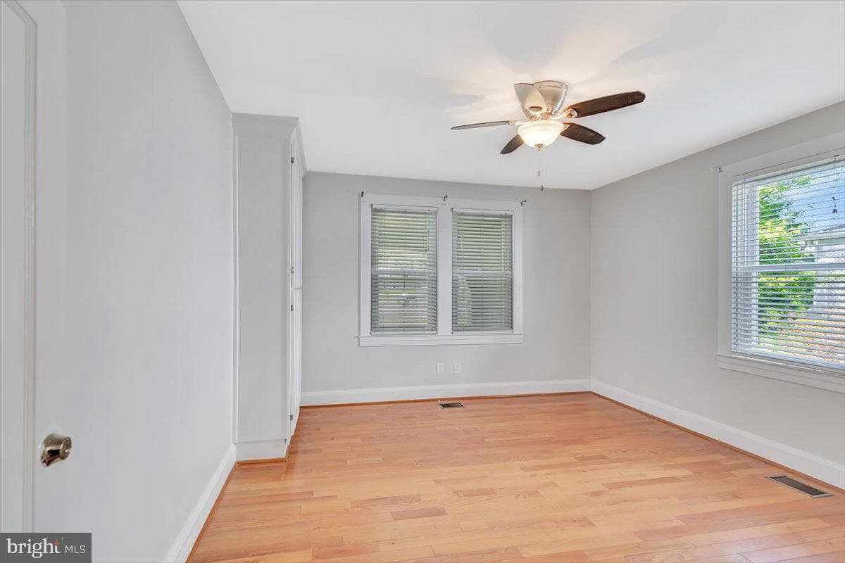 3404 Chesley Avenue photo 13