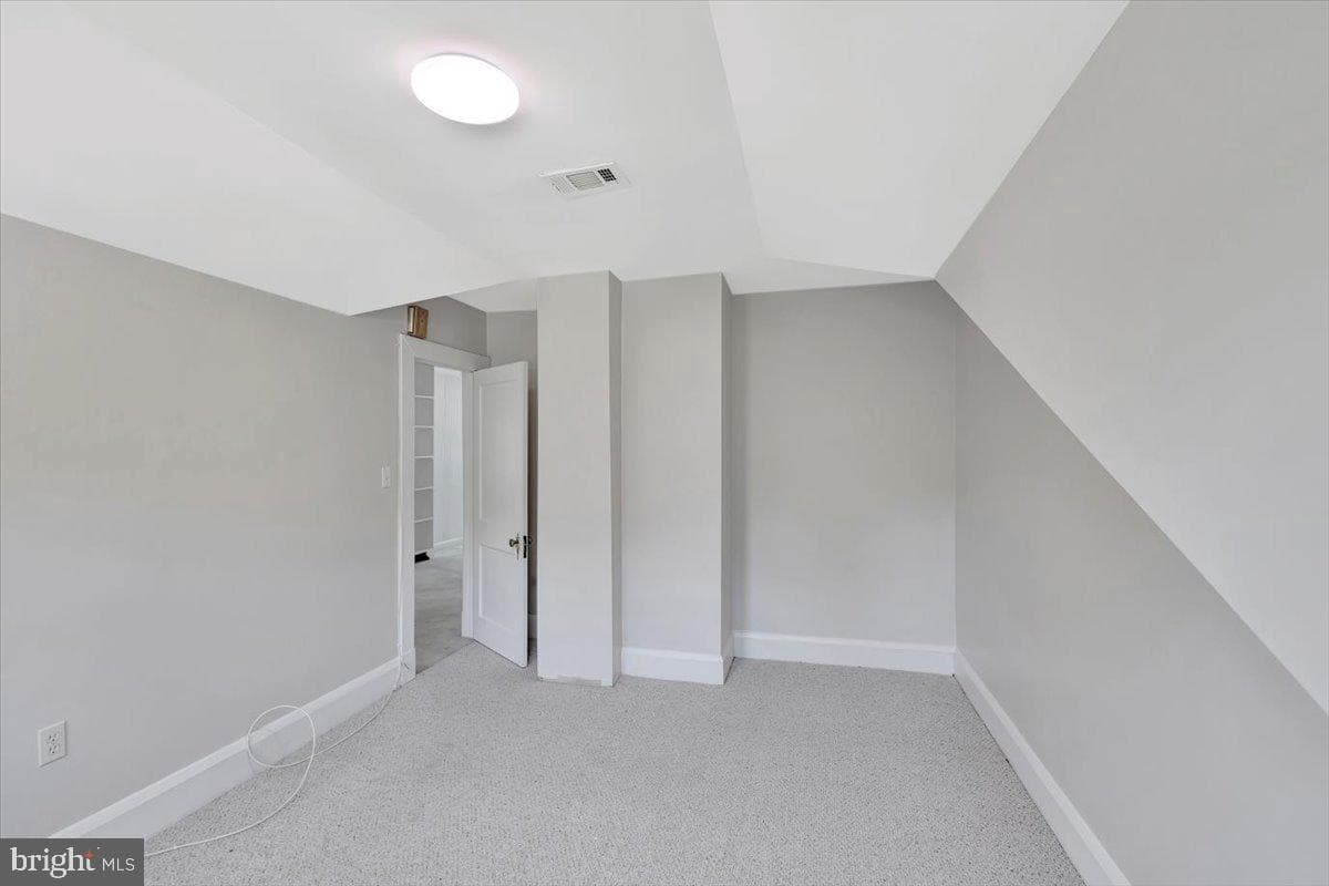3404 Chesley Avenue photo 17