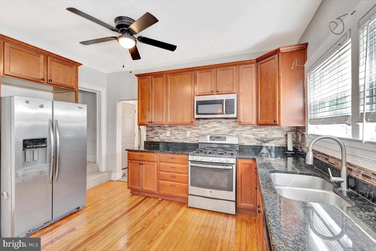 3404 Chesley Avenue photo 3