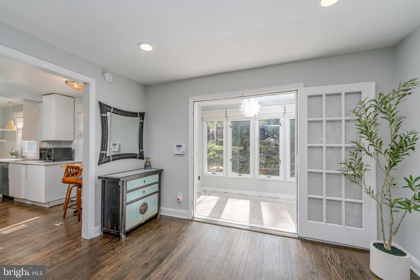 1609 W Rogers Avenue W photo 14