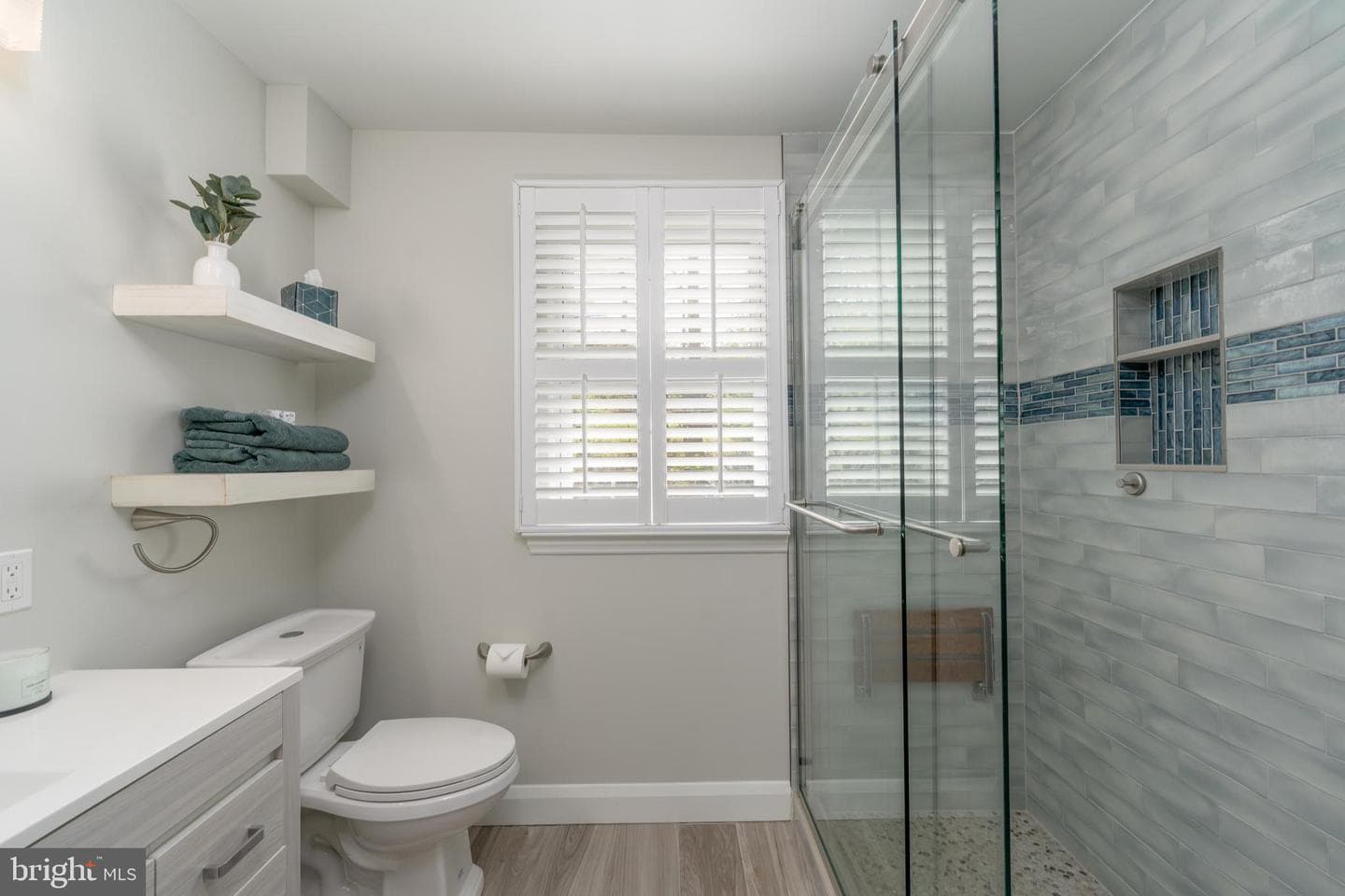 1609 W Rogers Avenue W photo 31