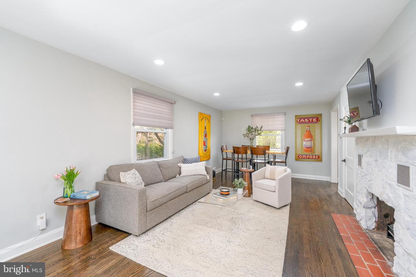 1609 W Rogers Avenue W photo 9