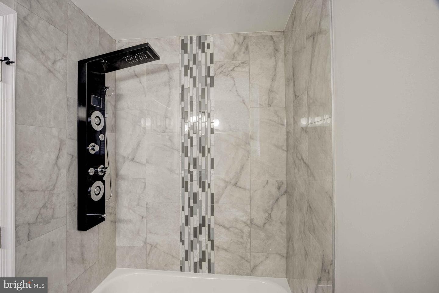 5505 Norwood Avenue photo 20