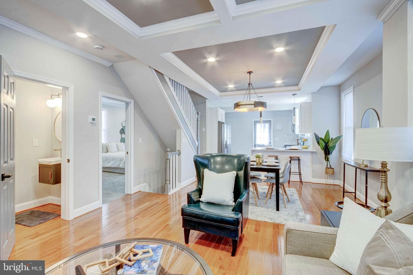 5505 Norwood Avenue photo 4