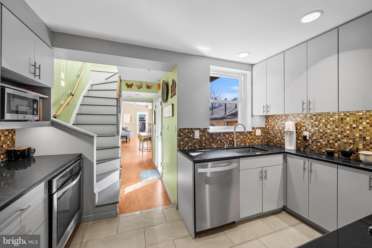 1637 E Baltimore Street photo 24