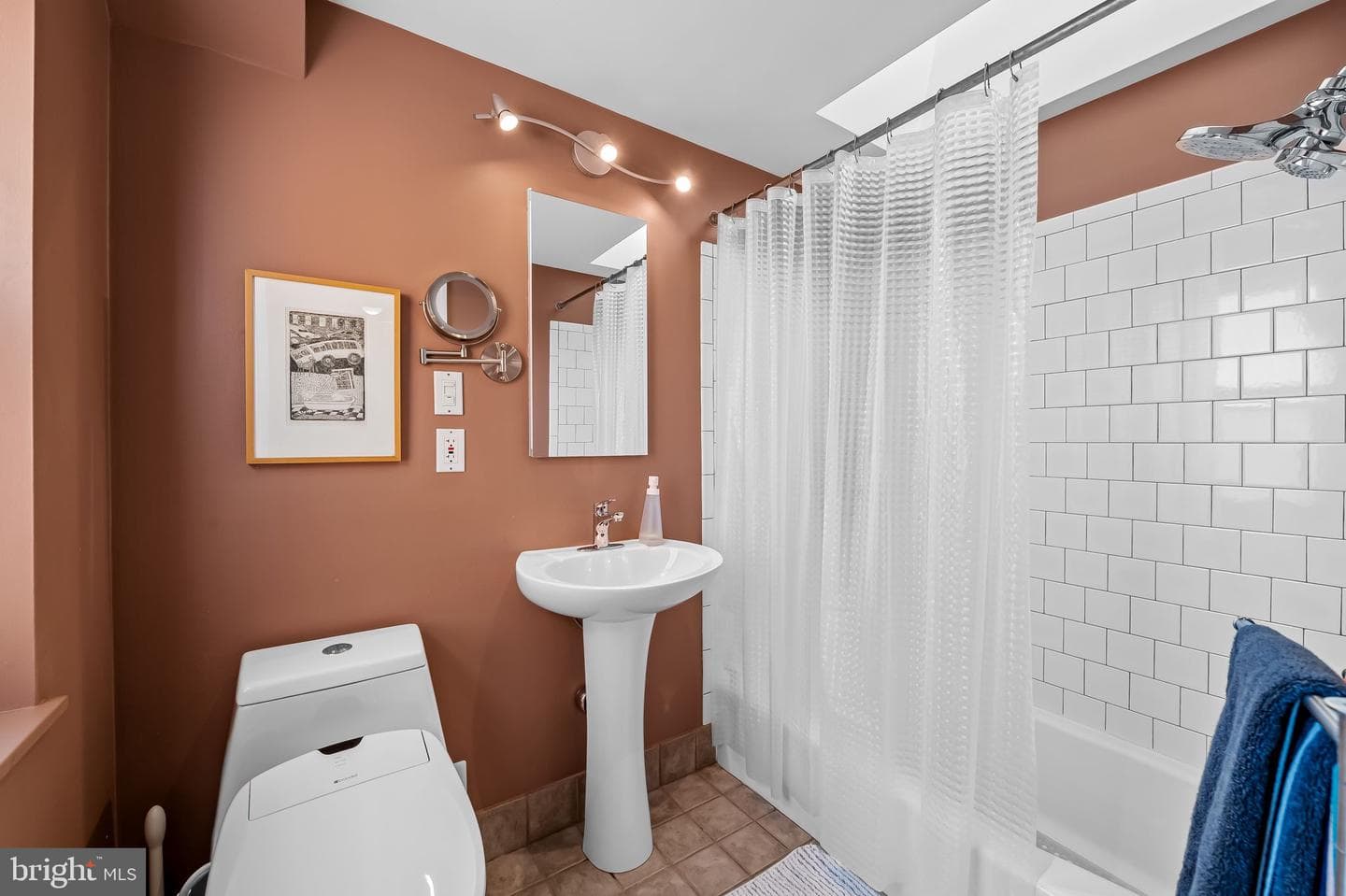 1637 E Baltimore Street photo 36