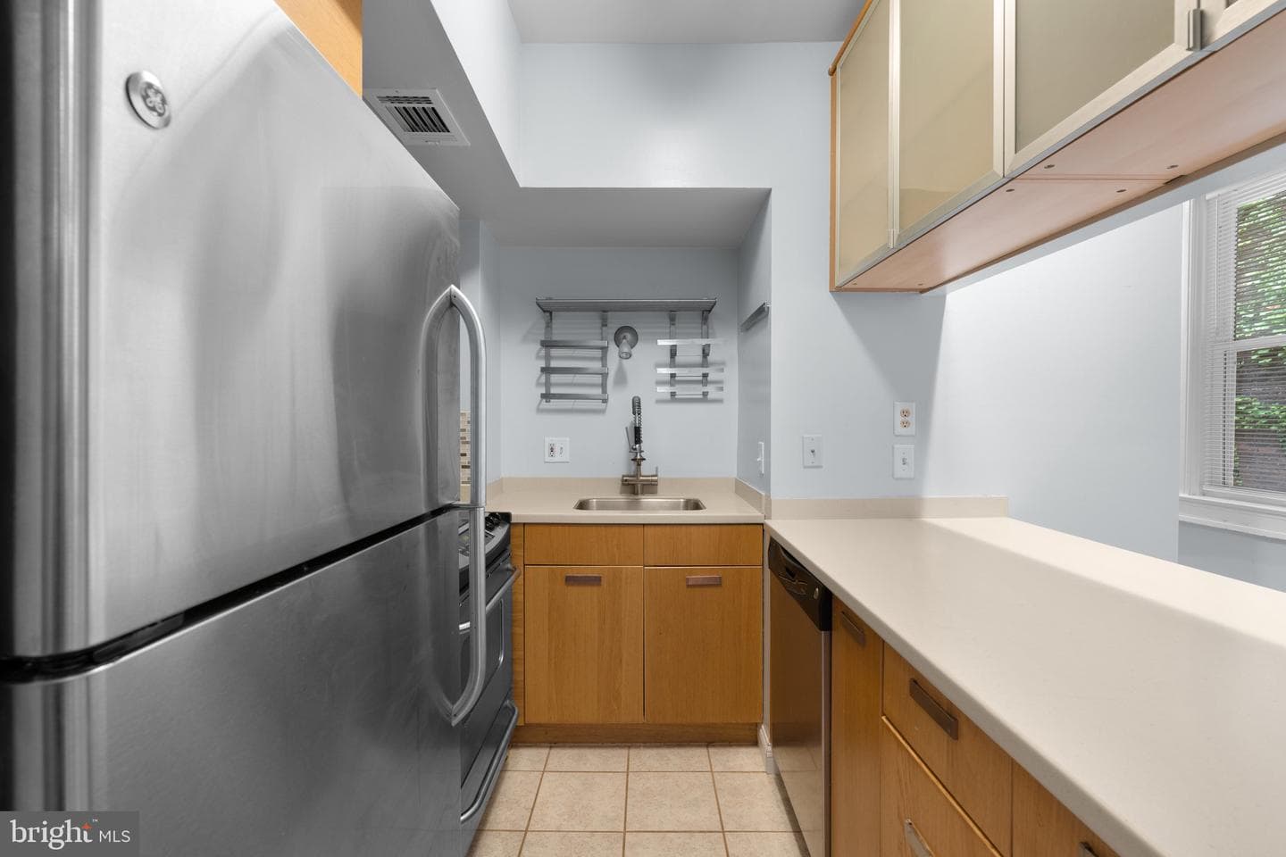 216 W Monument Street #1-R photo 12