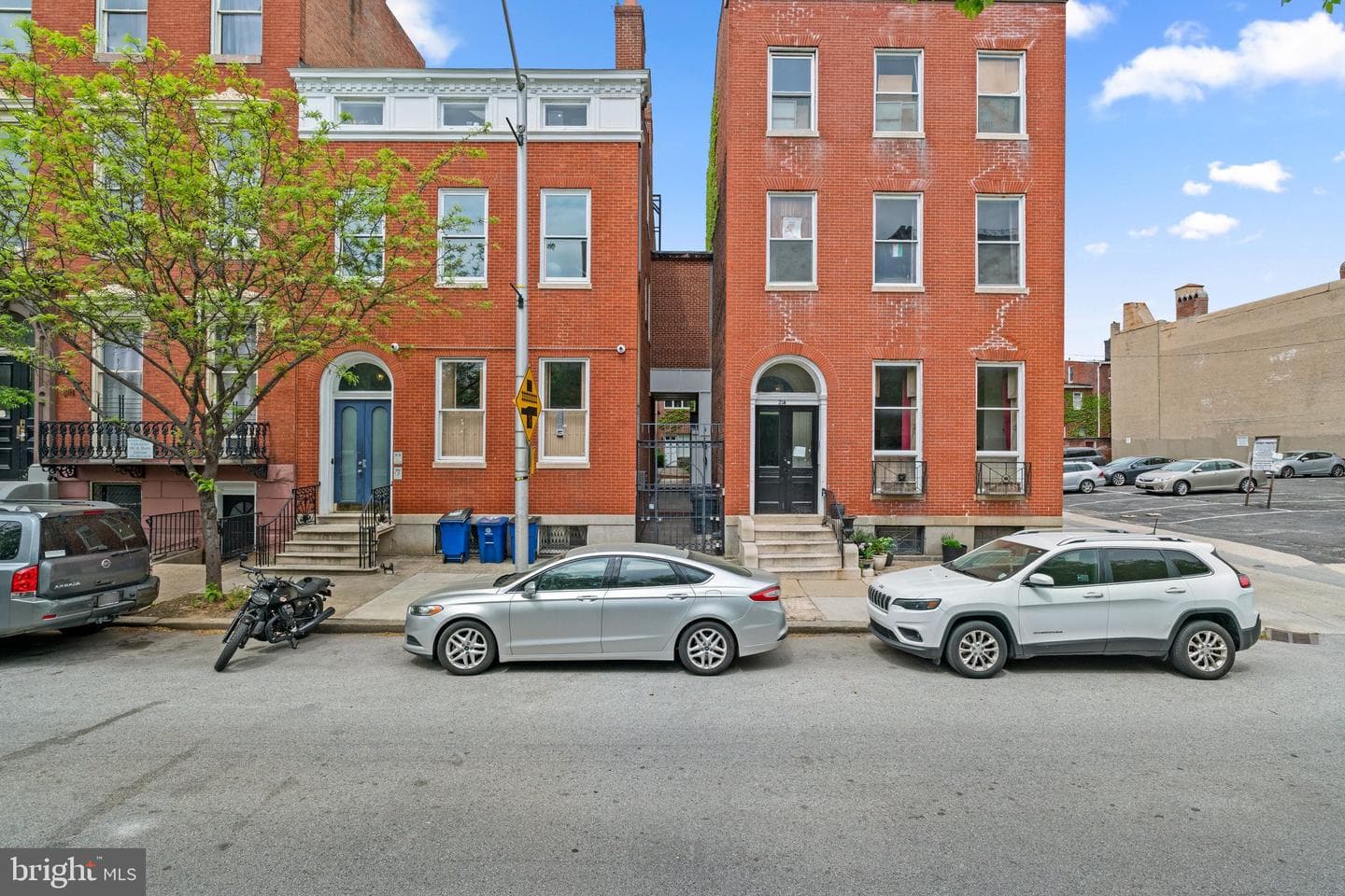 216 W Monument Street #1-R photo 2