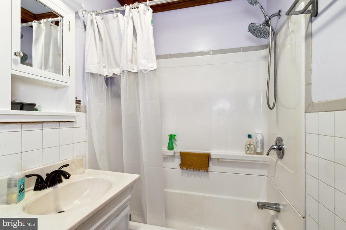 1201 Dellwood Avenue photo 16