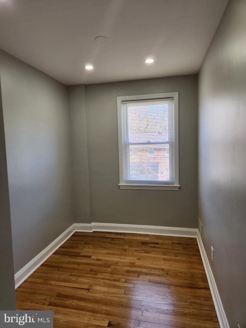 3834 Evergreen Avenue photo 16