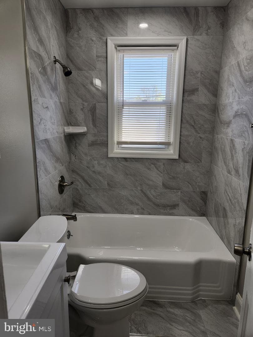 3834 Evergreen Avenue photo 18
