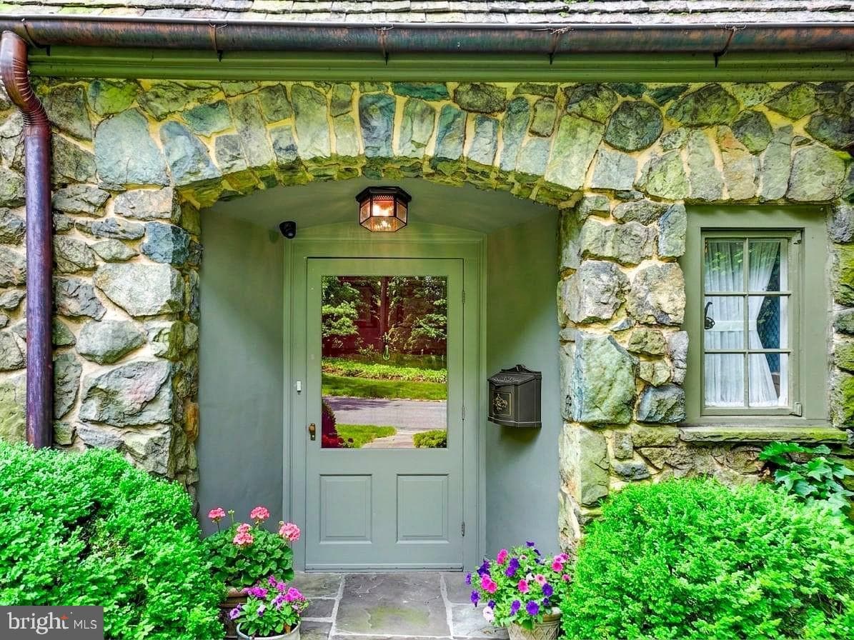 102 Cotswold Road, Baltimore