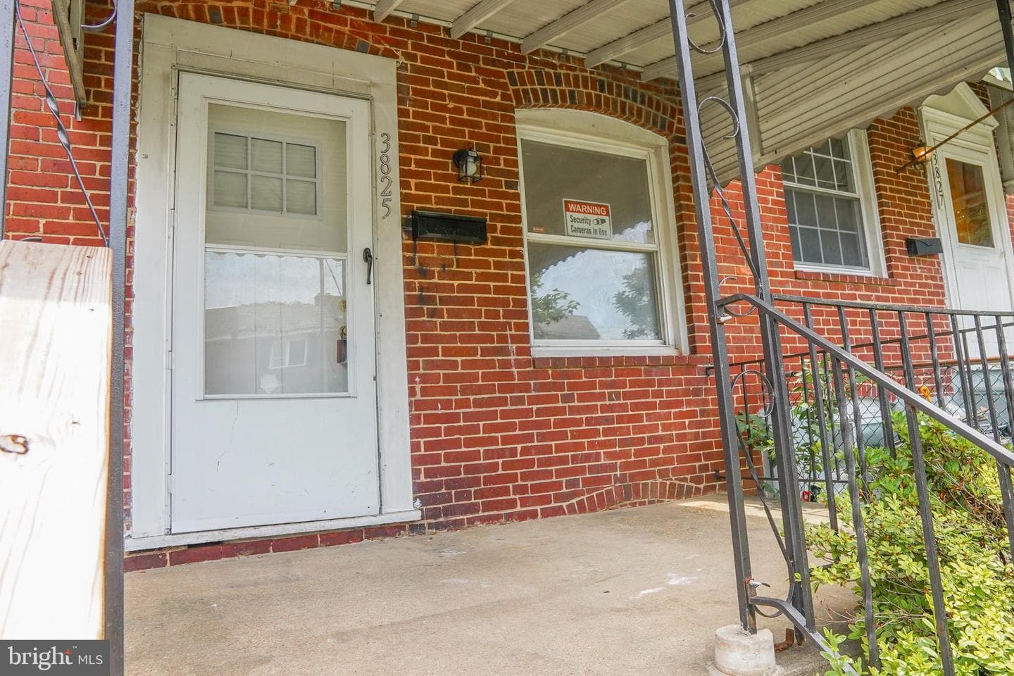 3825 10th Street photo 4