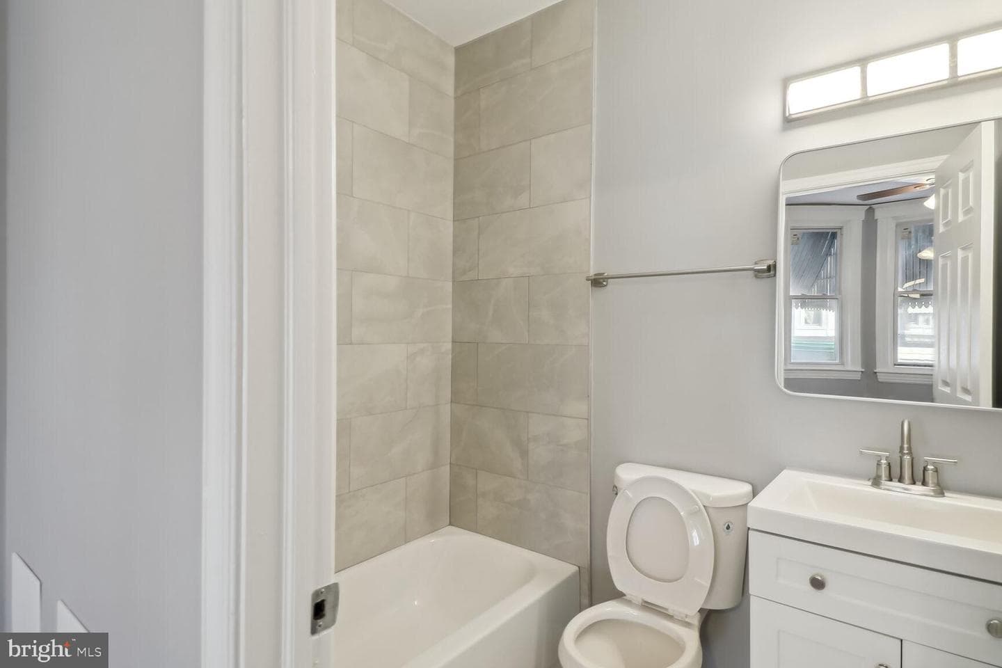 1705 N Bentalou Street photo 9