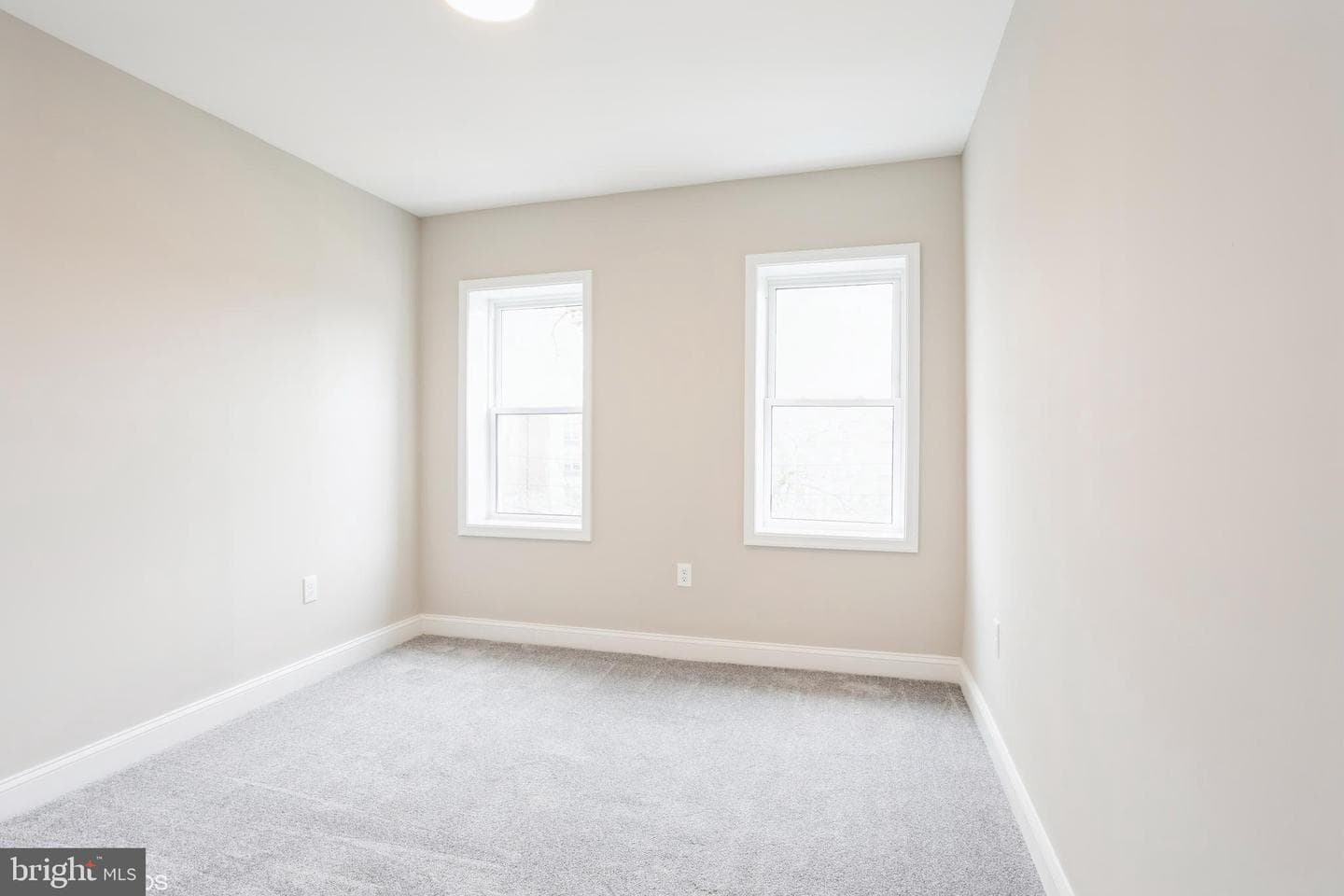 3025 Walbrook Avenue photo 14