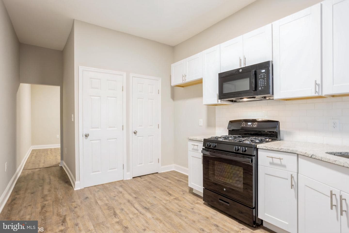 3025 Walbrook Avenue photo 8