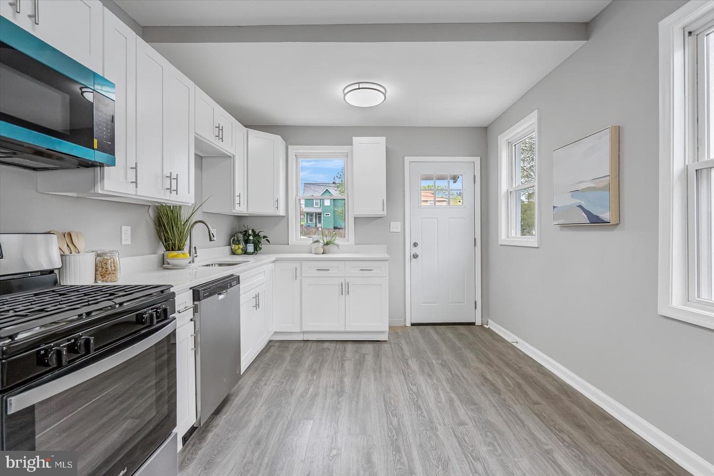 4104 Fleetwood Avenue photo 15