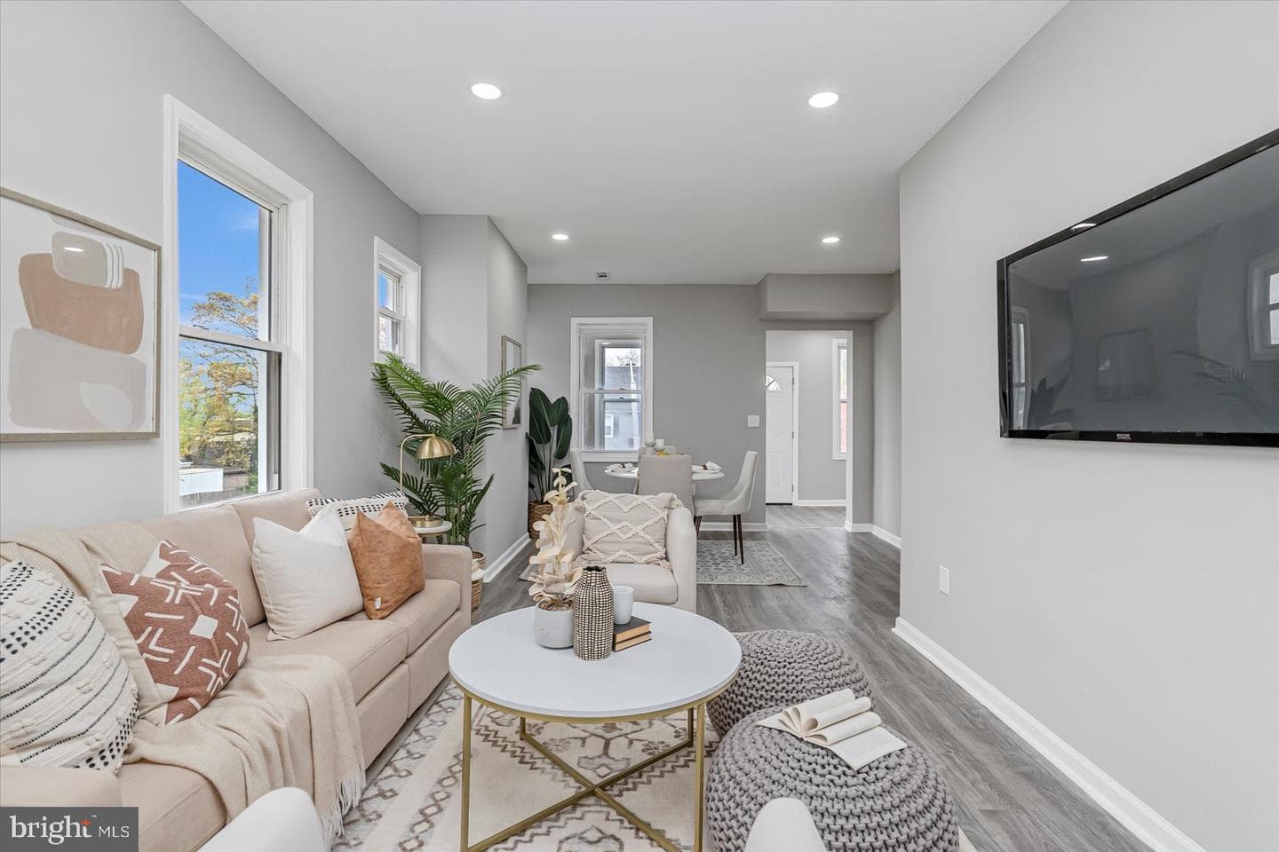 4104 Fleetwood Avenue photo 9