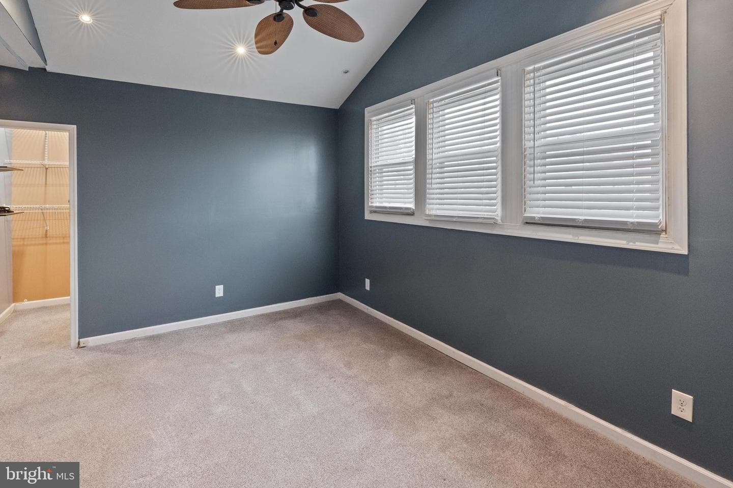 4626 Kavon Avenue photo 29