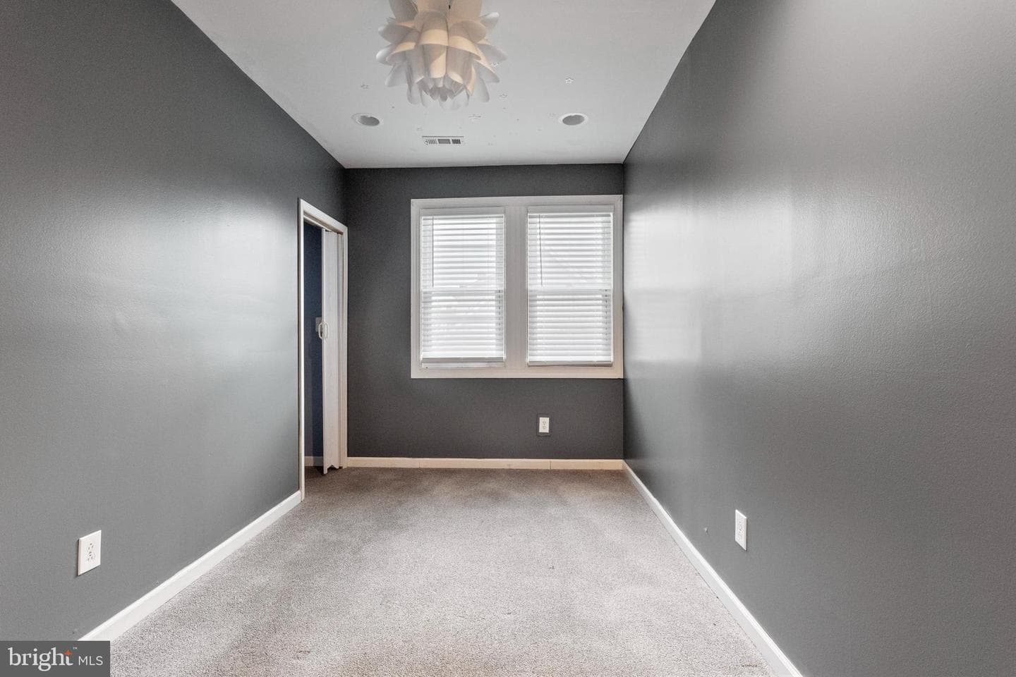 4626 Kavon Avenue photo 30