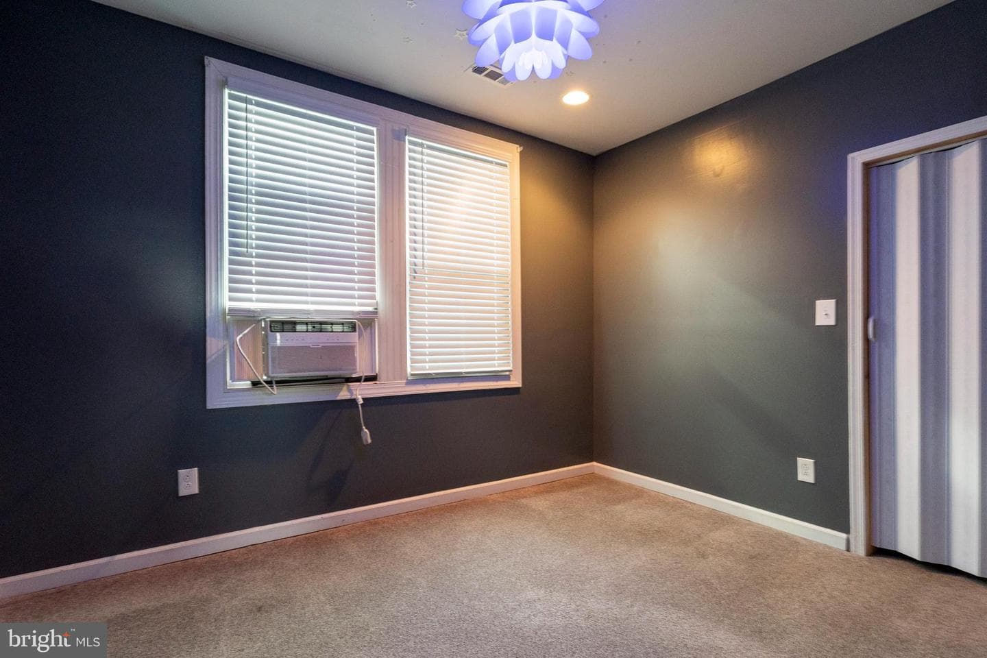 4626 Kavon Avenue photo 34