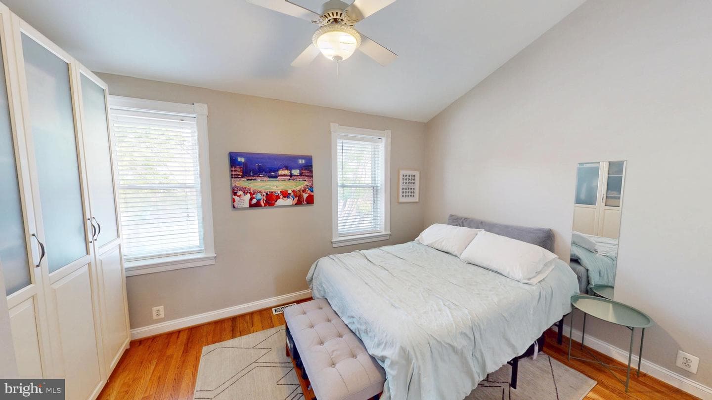 2107 Essex Street photo 19