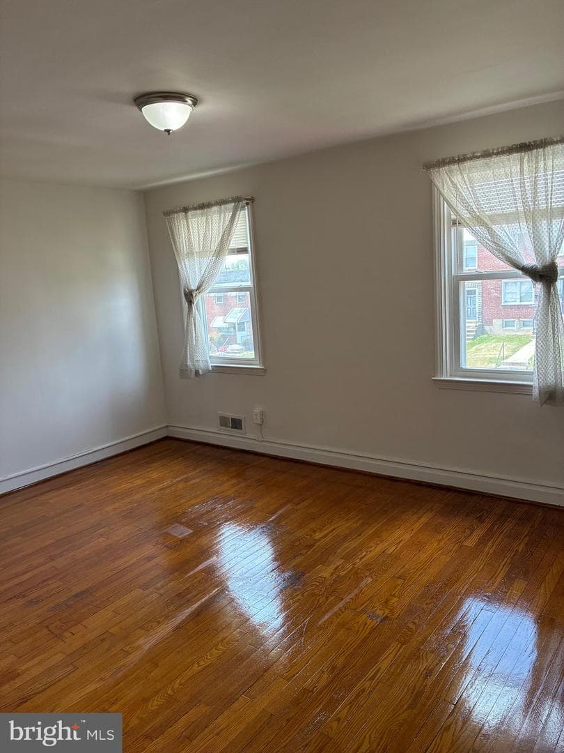 3660 Chesterfield Avenue photo 7