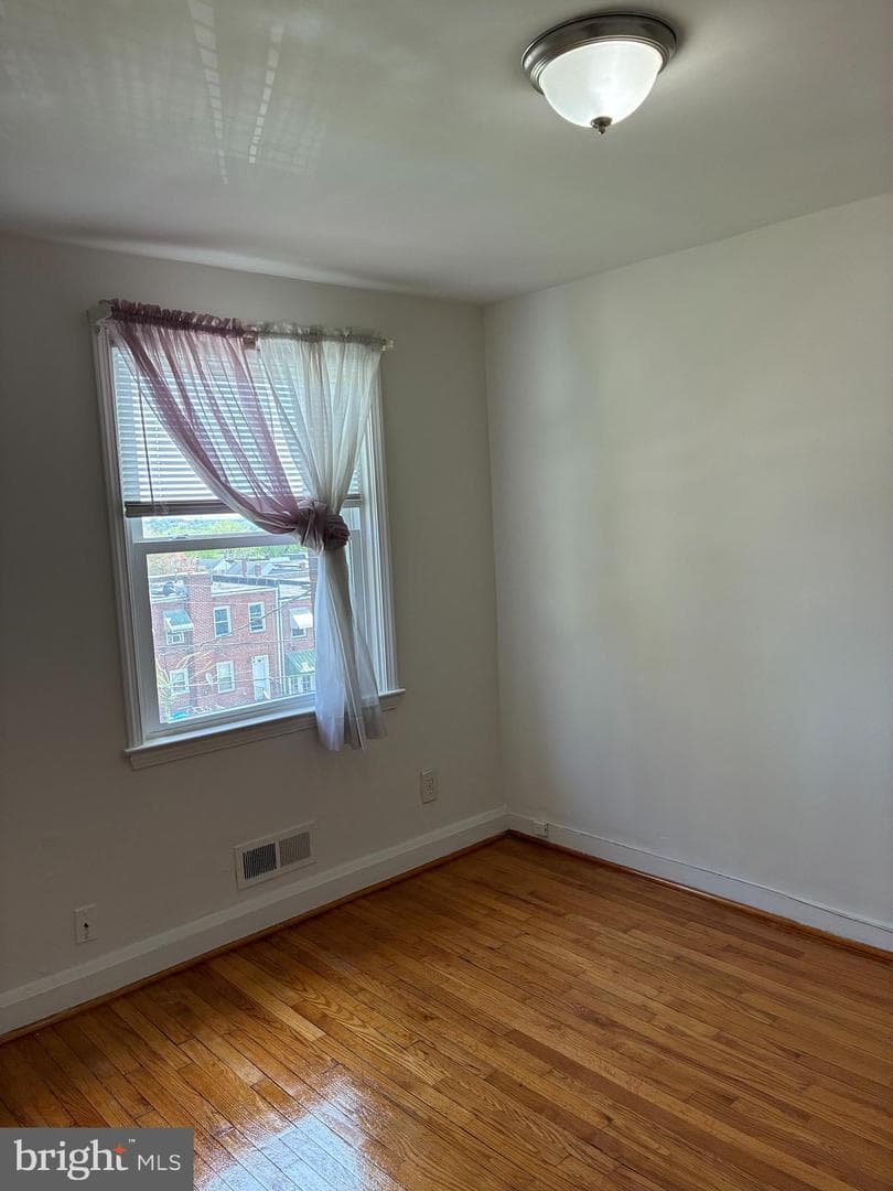 3660 Chesterfield Avenue photo 9