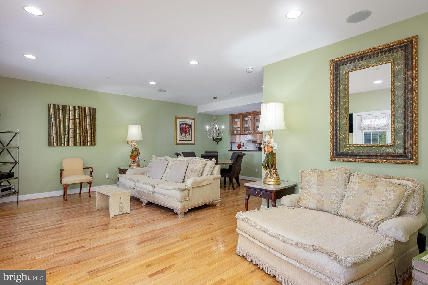 4409 Lawrence Ave Avenue photo 14