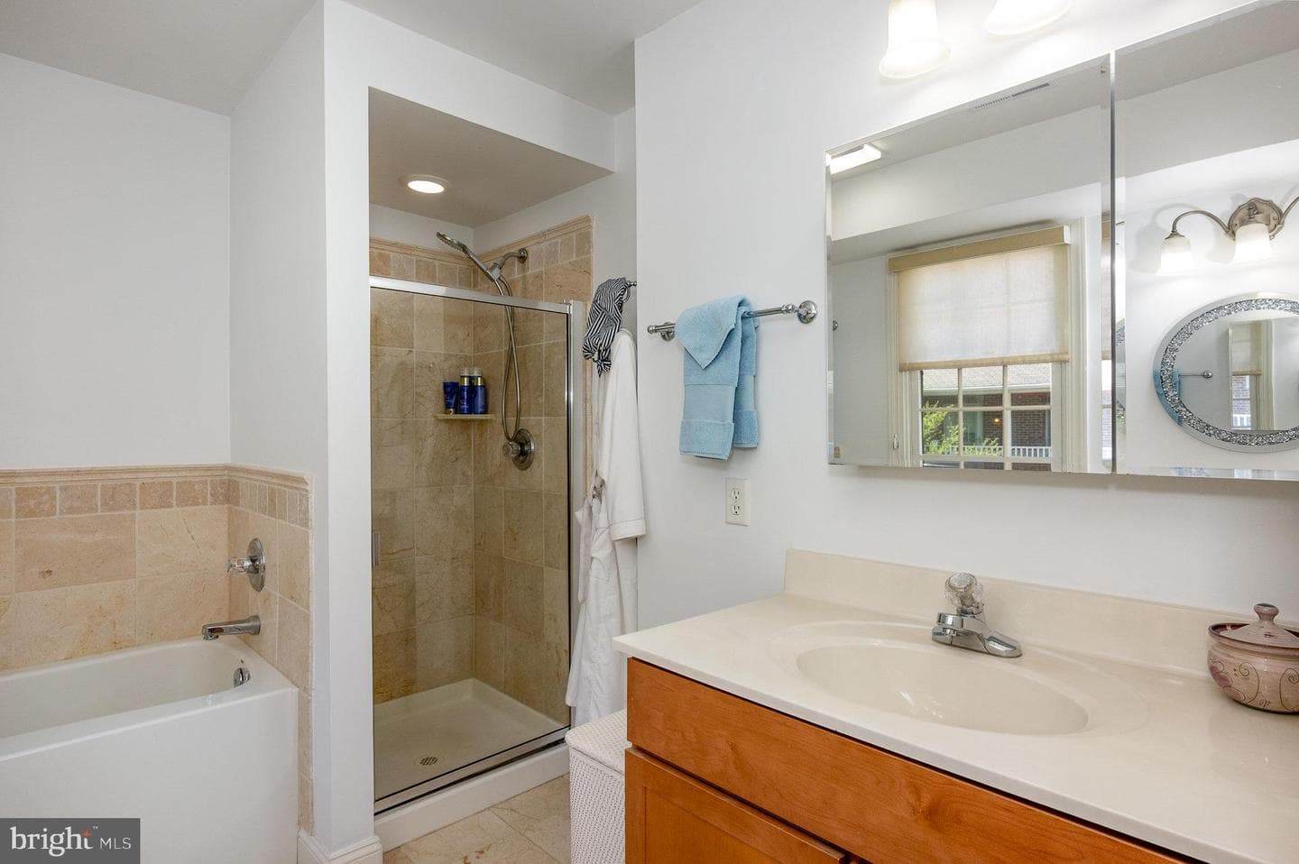4409 Lawrence Ave Avenue photo 26