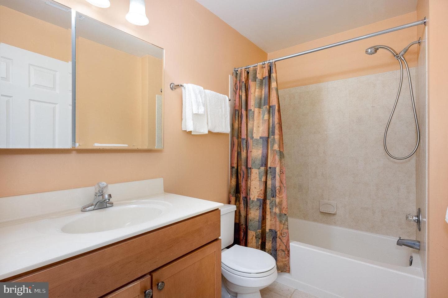 4409 Lawrence Ave Avenue photo 33