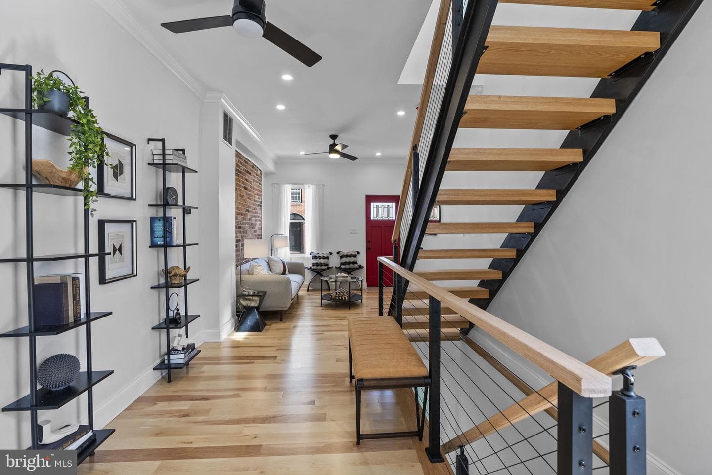 21 W Barney Street photo 10