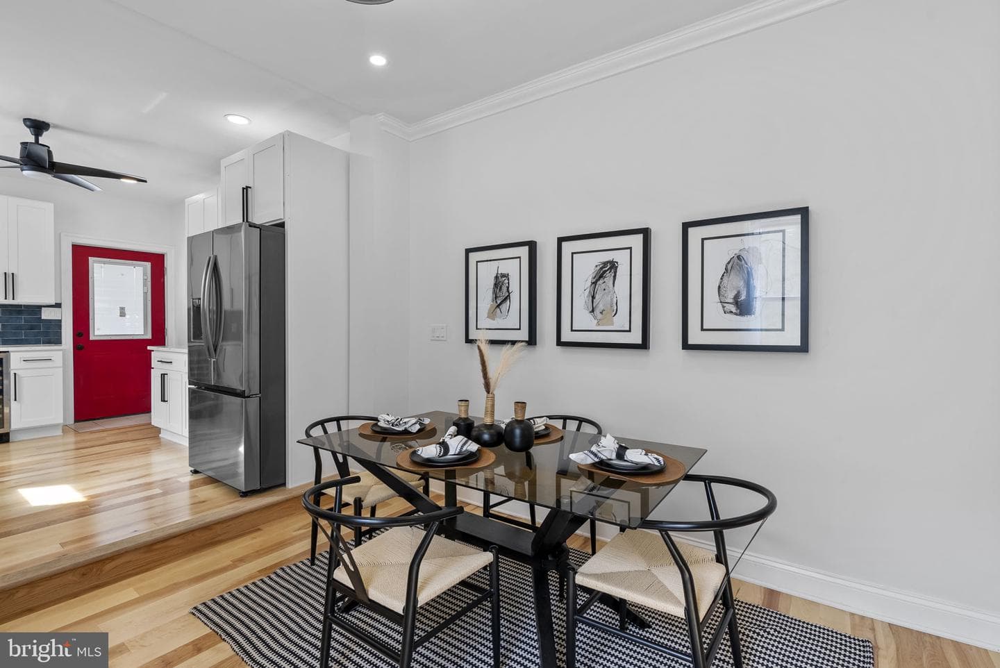 21 W Barney Street photo 12