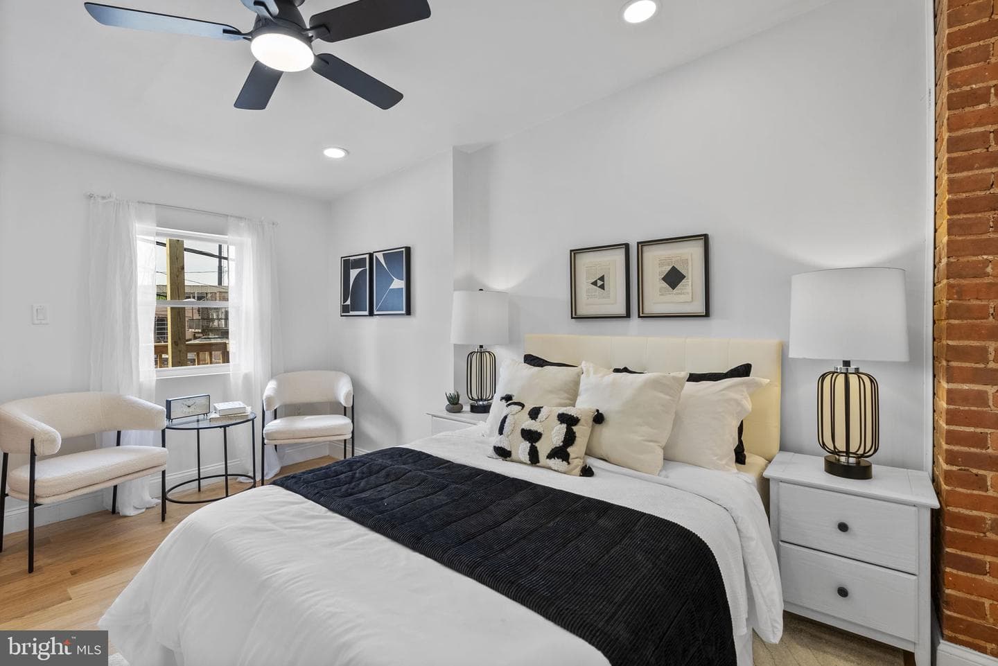 21 W Barney Street photo 3