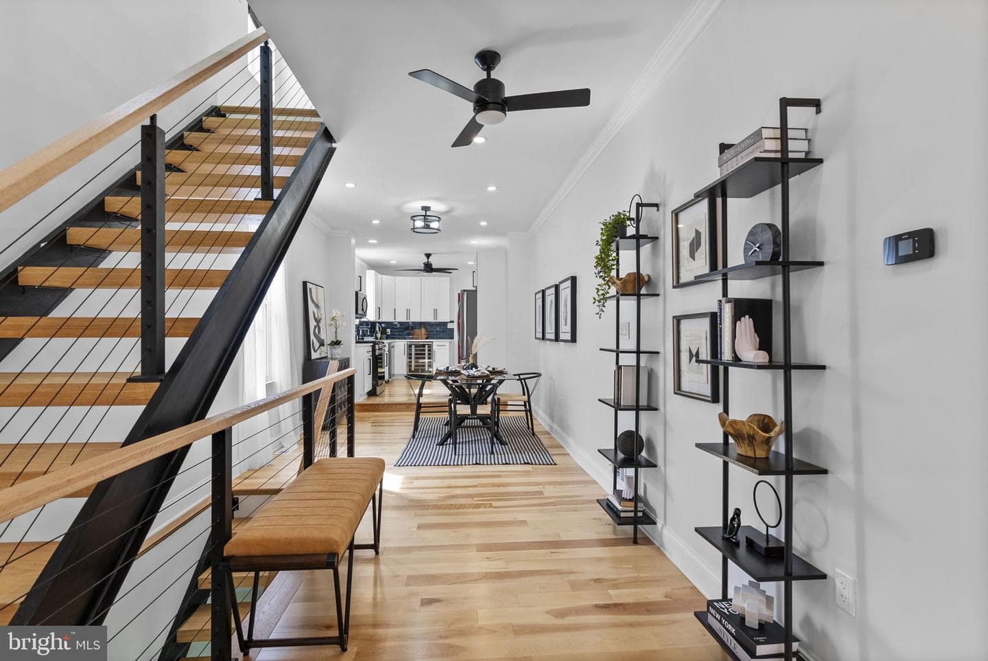 21 W Barney Street photo 8