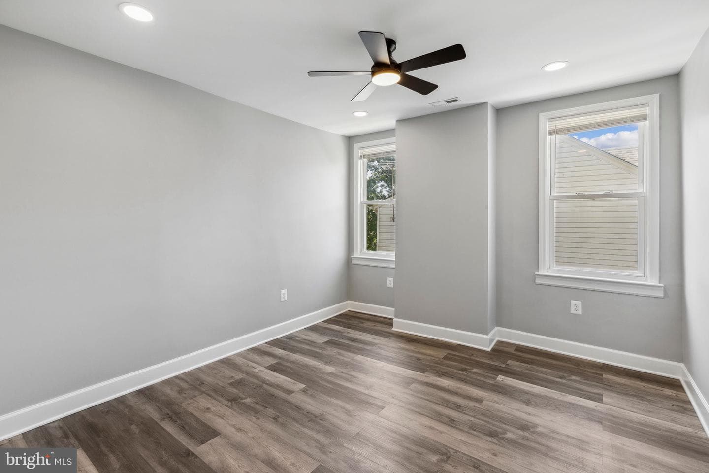 2811 Christopher Avenue photo 19
