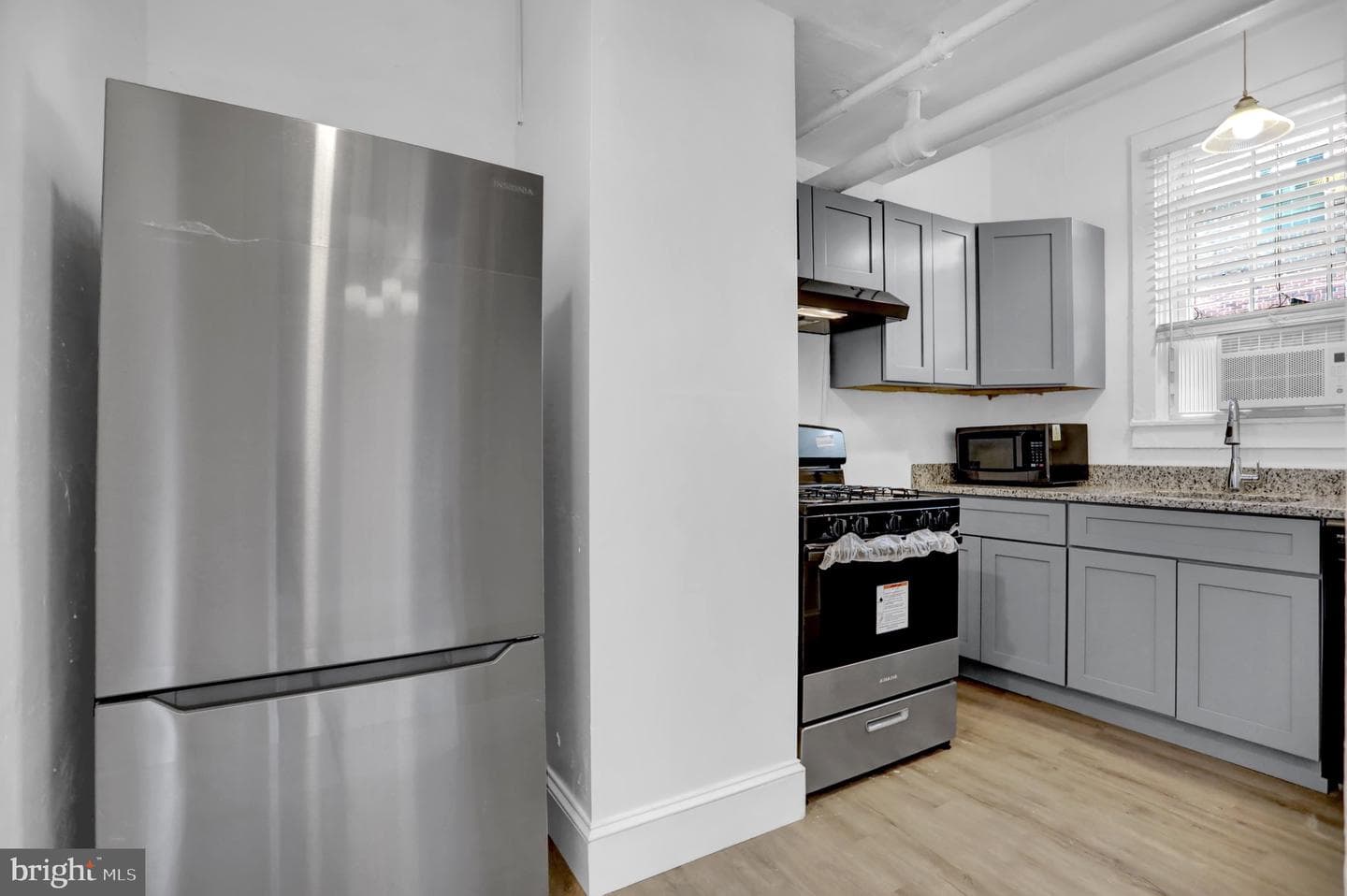 101 W 39th Street #101 photo 14