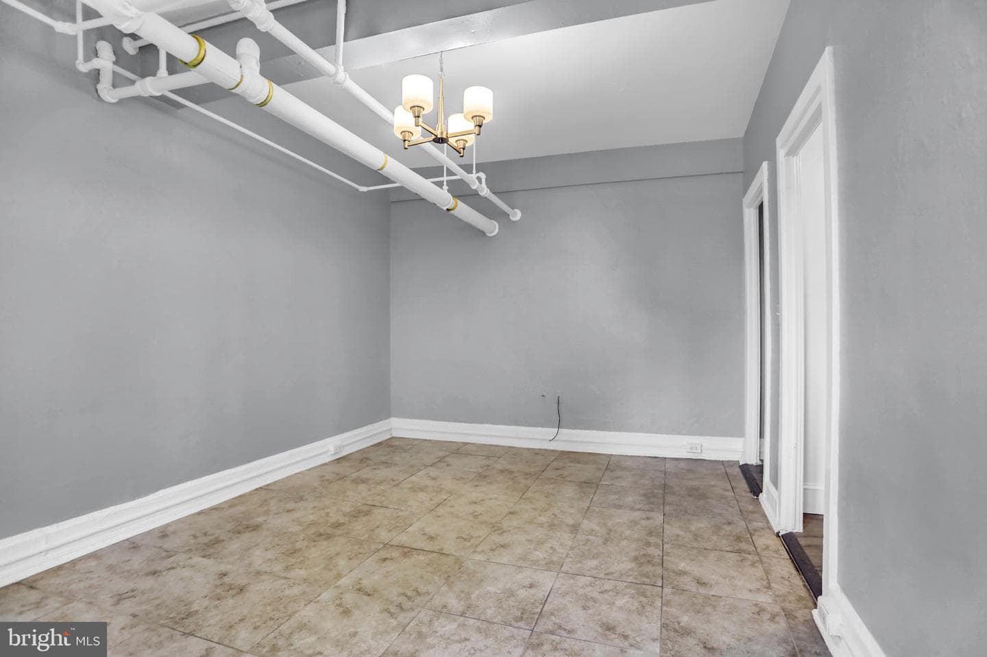 101 W 39th Street #101 photo 8